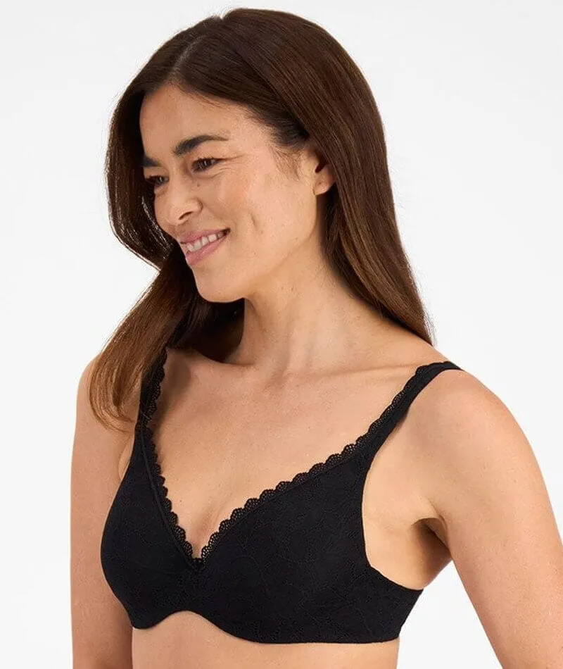 Berlei Barely There Lace Bra - Black