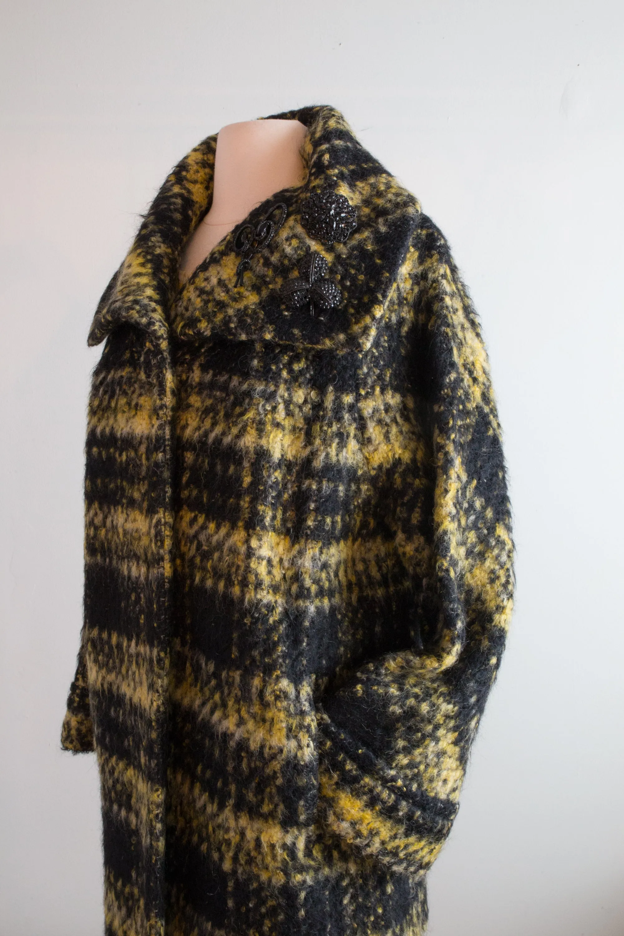 Chic 1960's Taxi Cab Mohair Plaid Cocoon Coat / Medium