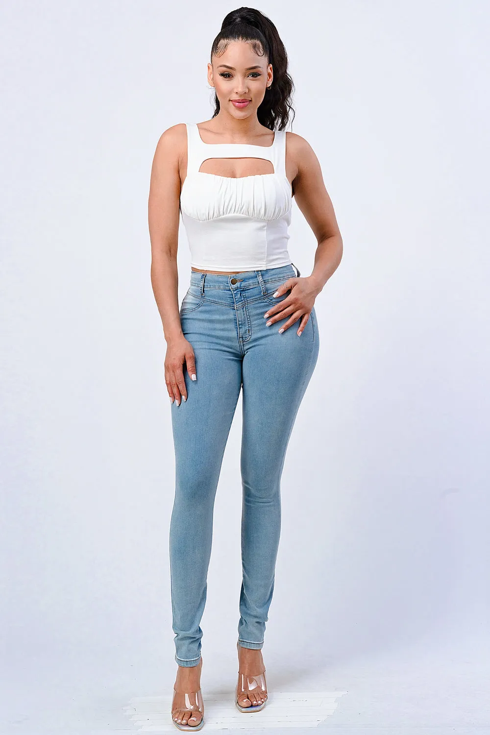 CHIC H STRAPCUTOUT SHIRRING COTTON CROP TOP