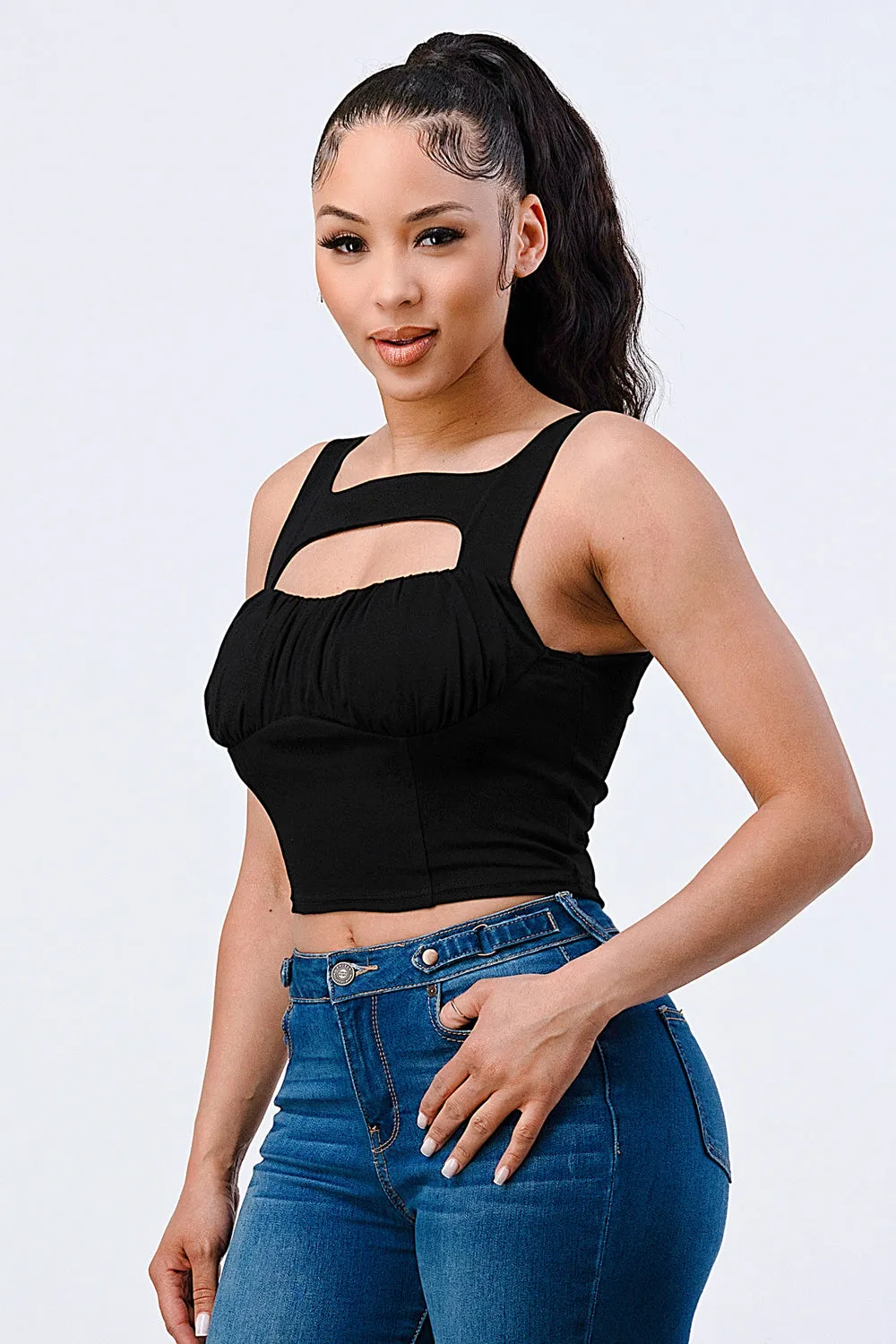 CHIC H STRAPCUTOUT SHIRRING COTTON CROP TOP