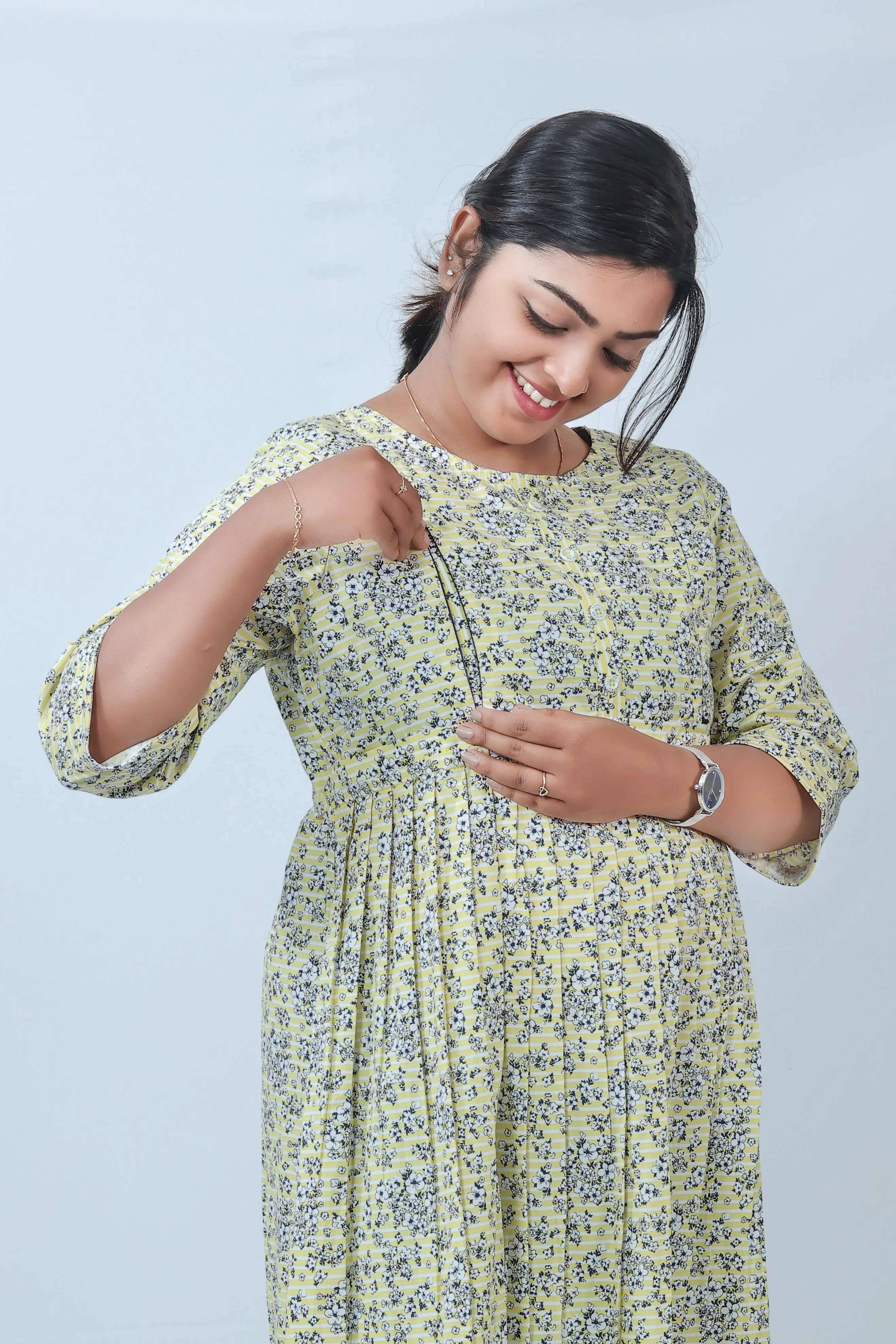 Comfy & Stylish Maternity Dress