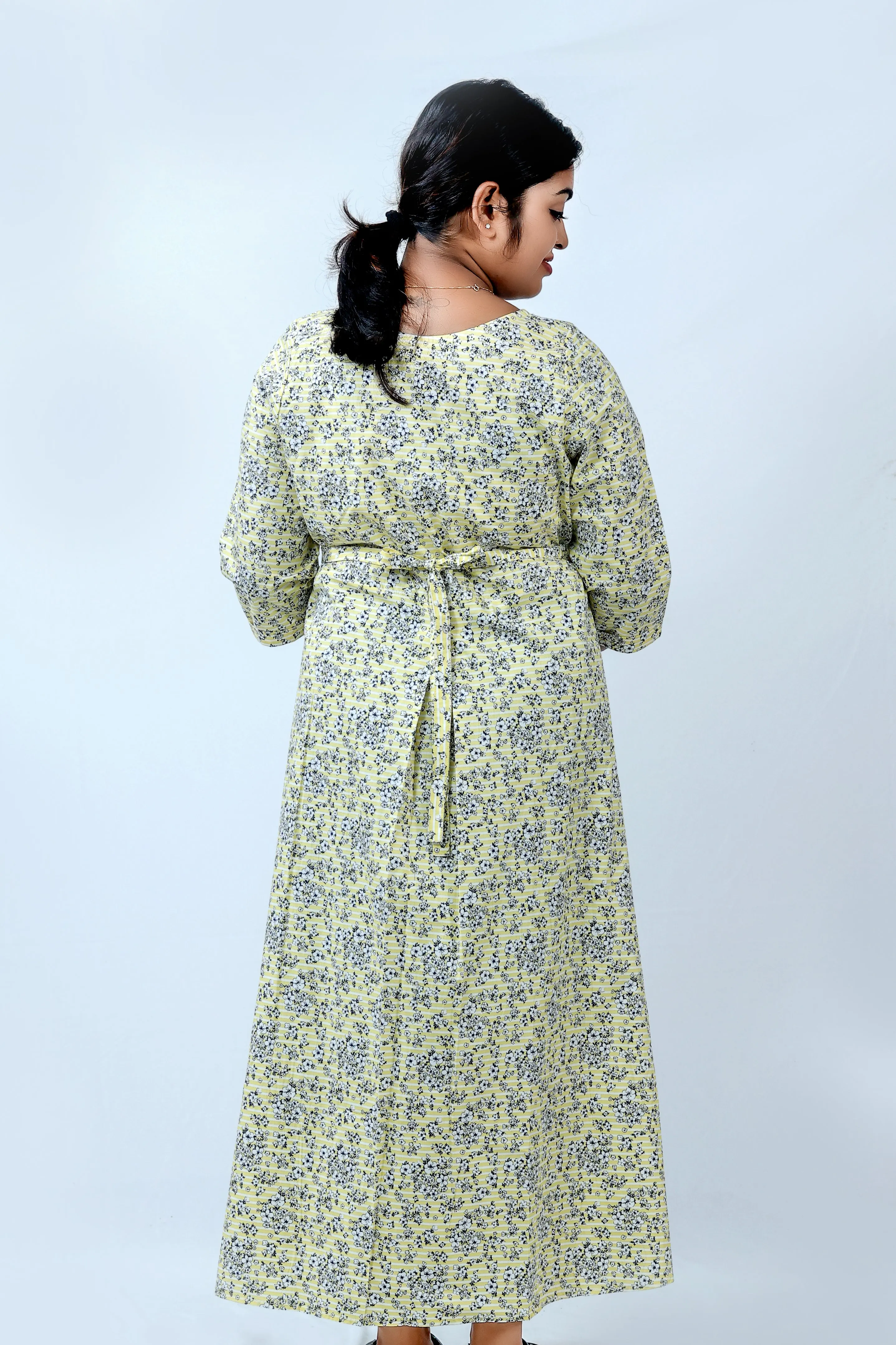 Comfy & Stylish Maternity Dress