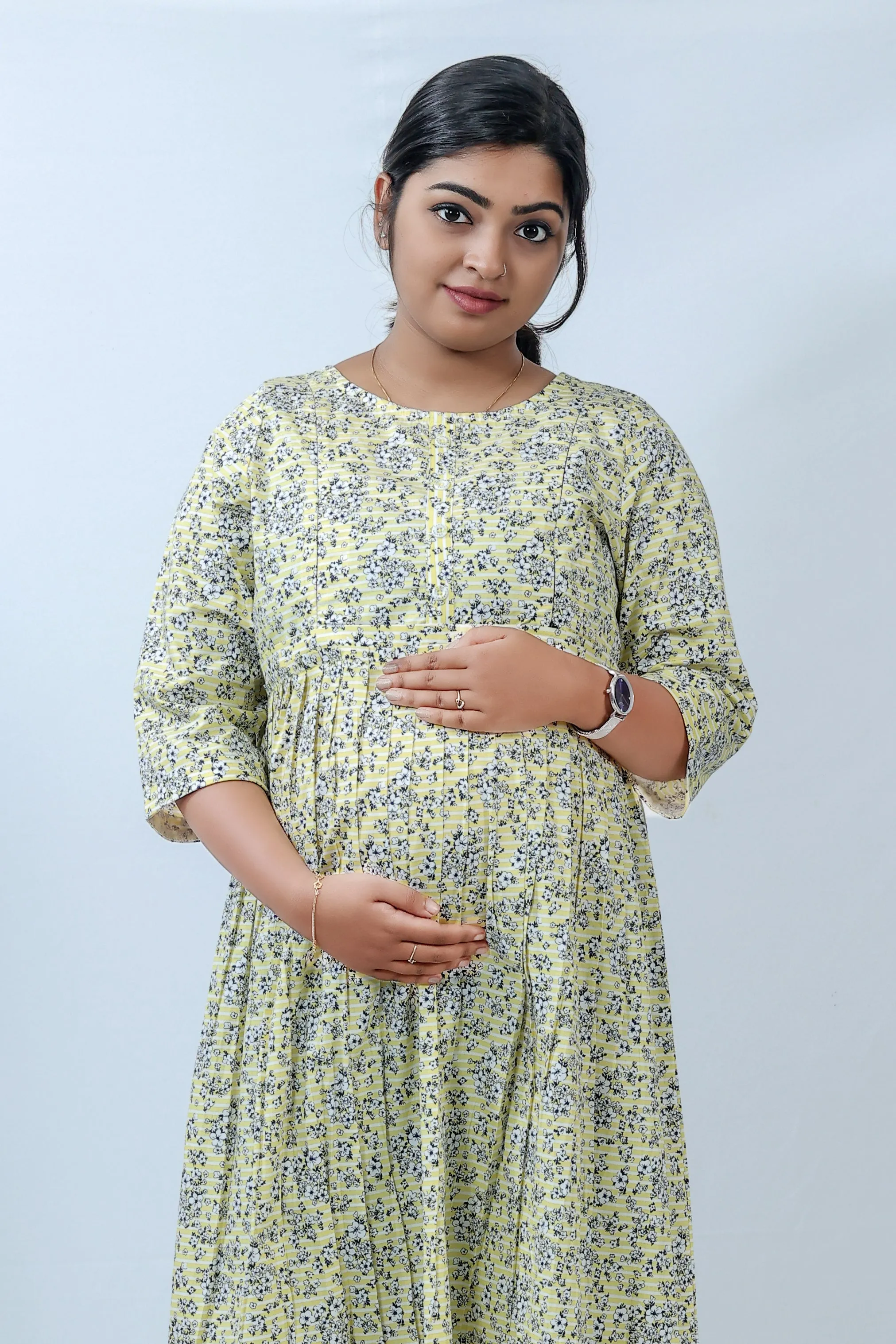 Comfy & Stylish Maternity Dress