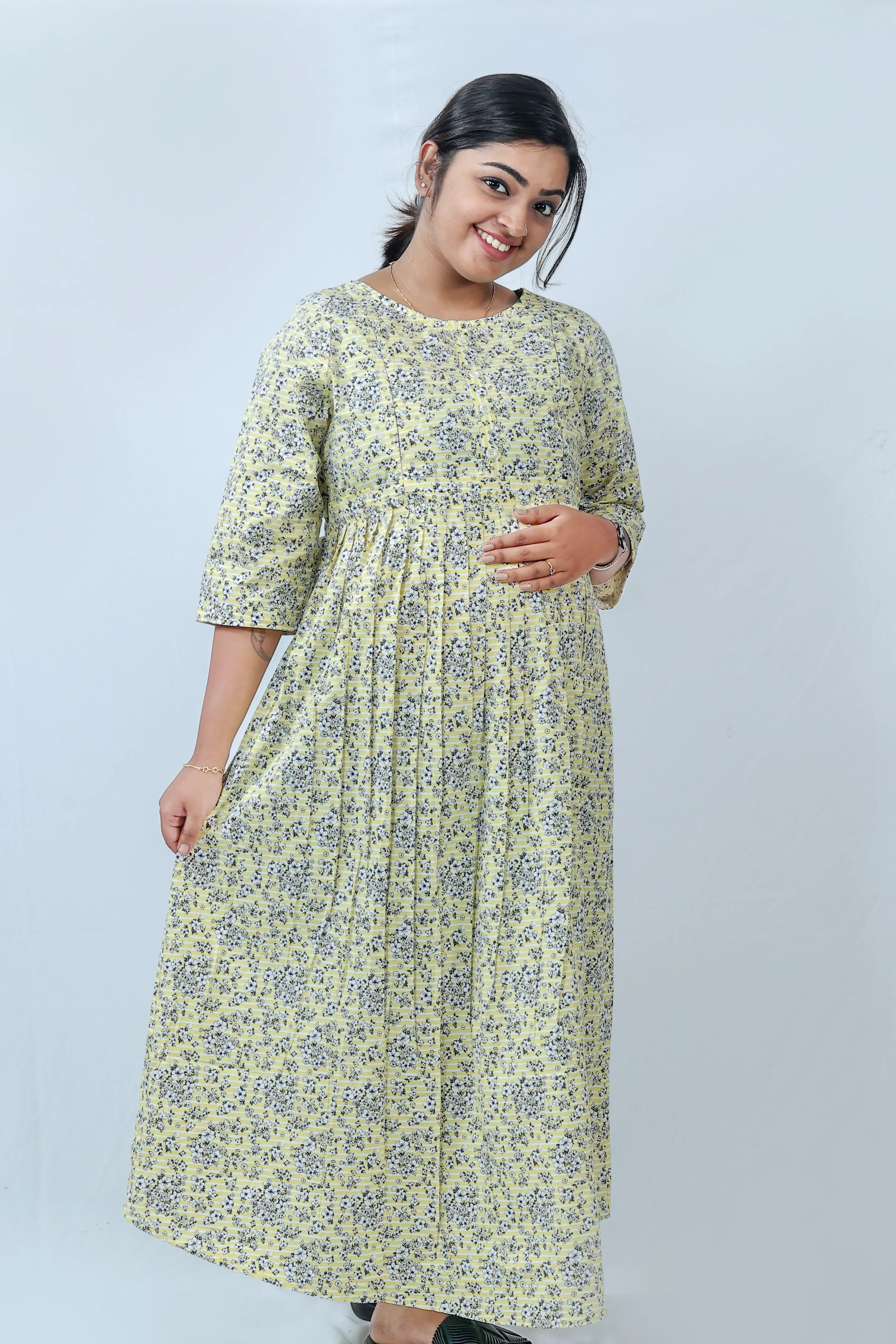Comfy & Stylish Maternity Dress