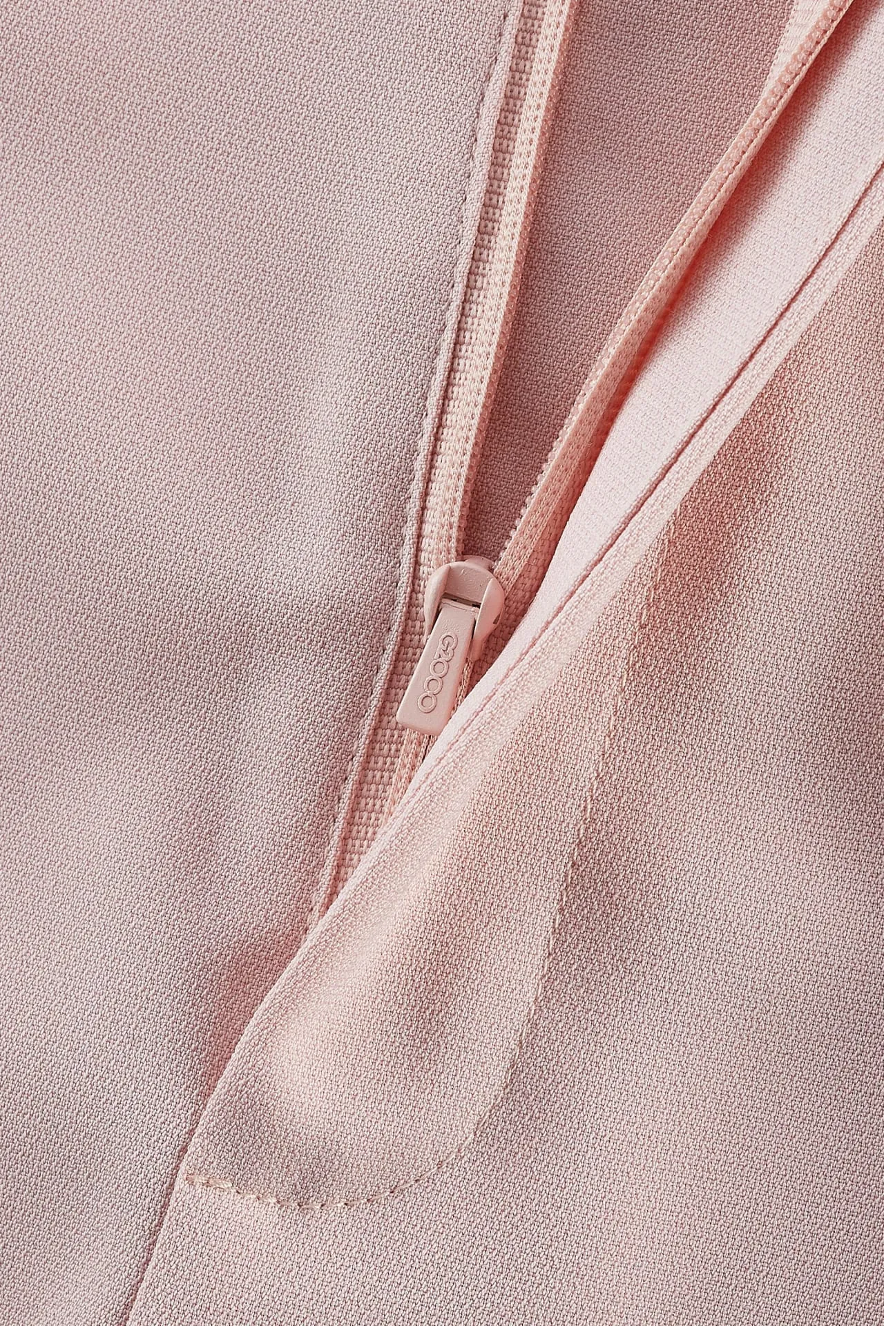 Cooling Multi-Way Stretch Relaxed Straight Leg Suit Pants