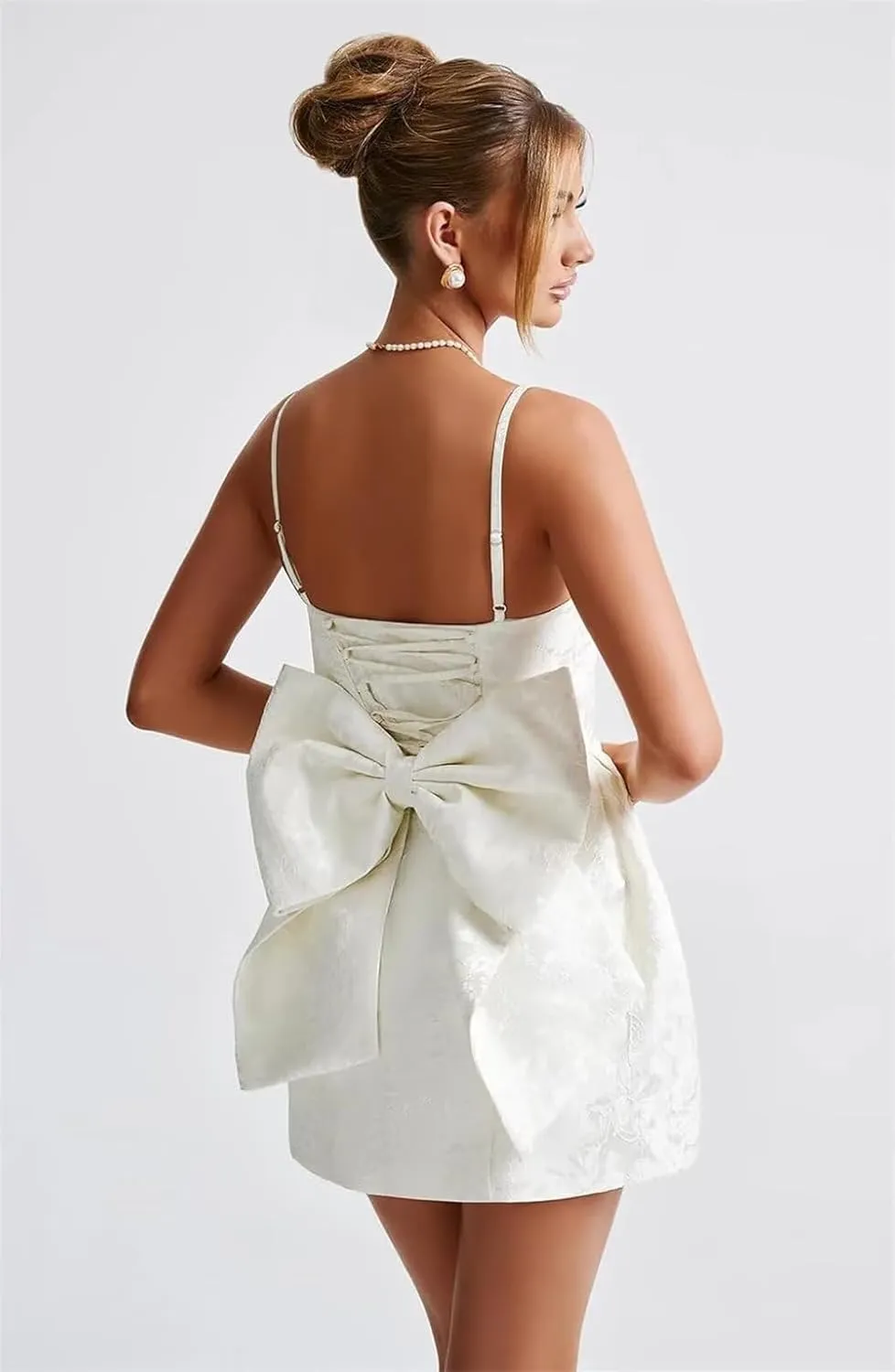 Embroidery Satin Short Homecoming Dresses Spaghetti Straps Puffy Mini Cocktail Party Gowns with Bow Back
