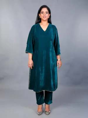 Makhfi Teal Velvet Choda Style 2-Piece Kurta Set