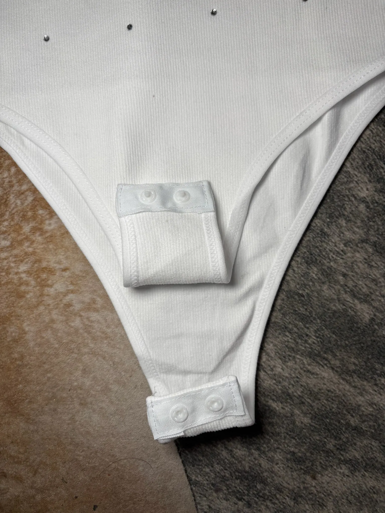 Rhinestone white sleeveless seamless bodysuit