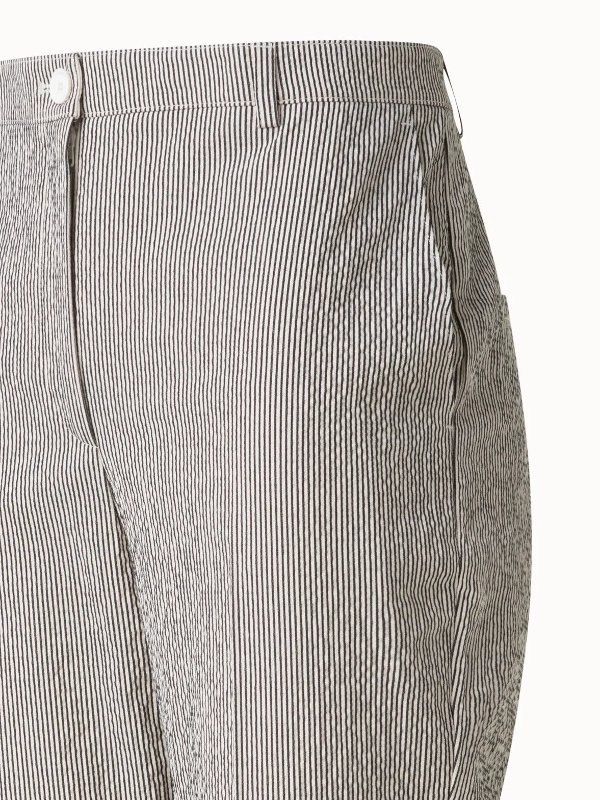Tapered Pants in Striped Cotton Seersucker
